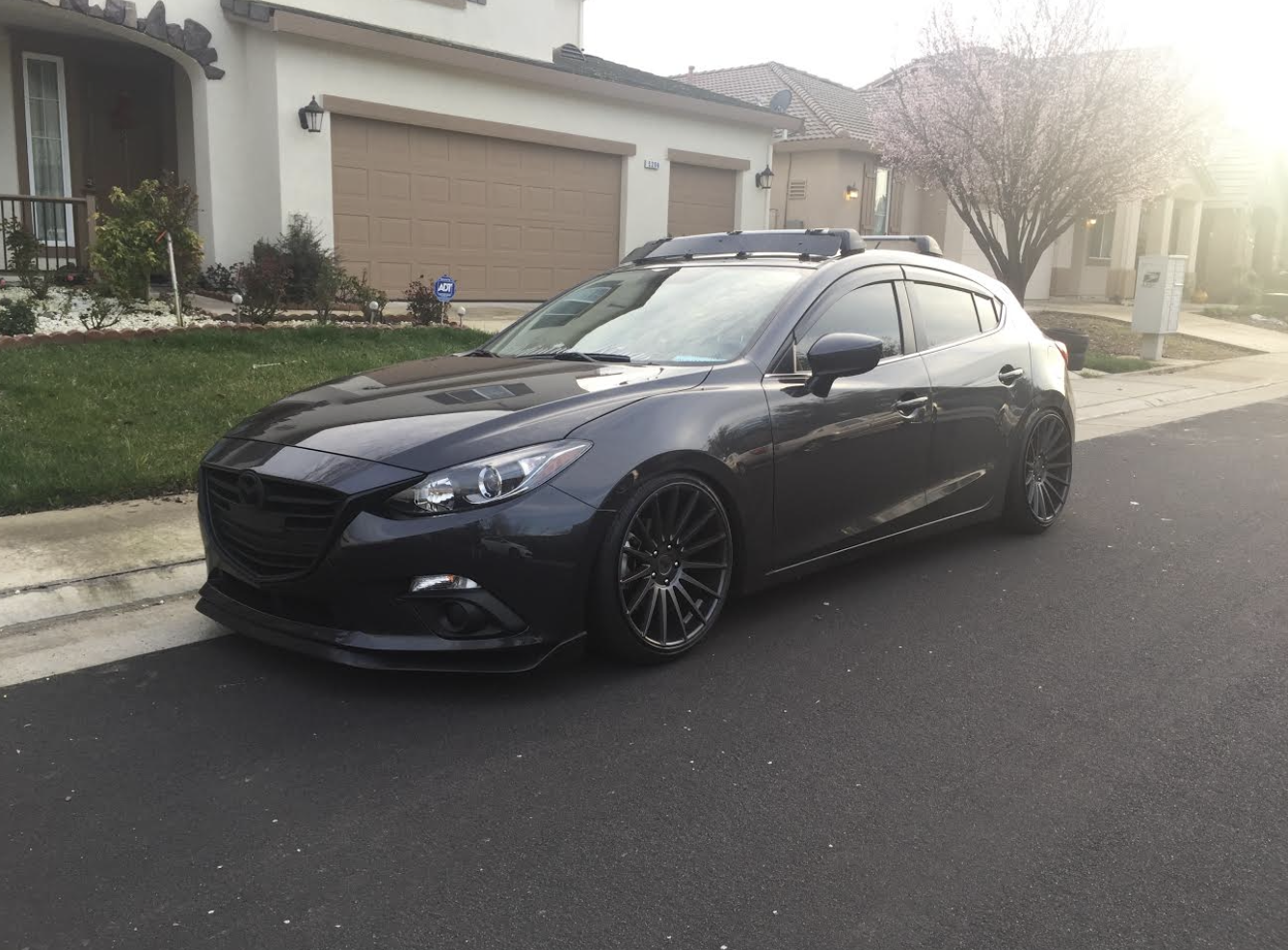 2014 Mazda Mazda3 photo