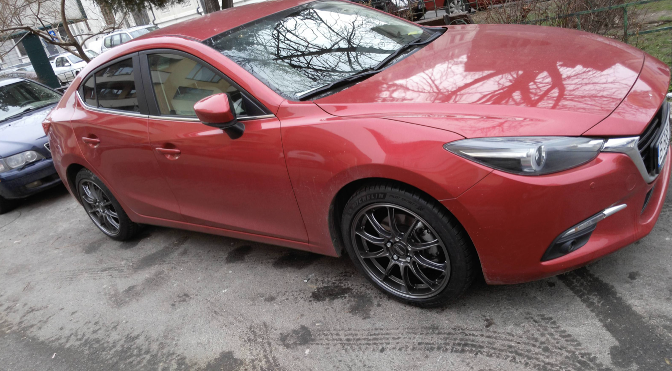 2017 Mazda Mazda3 photo