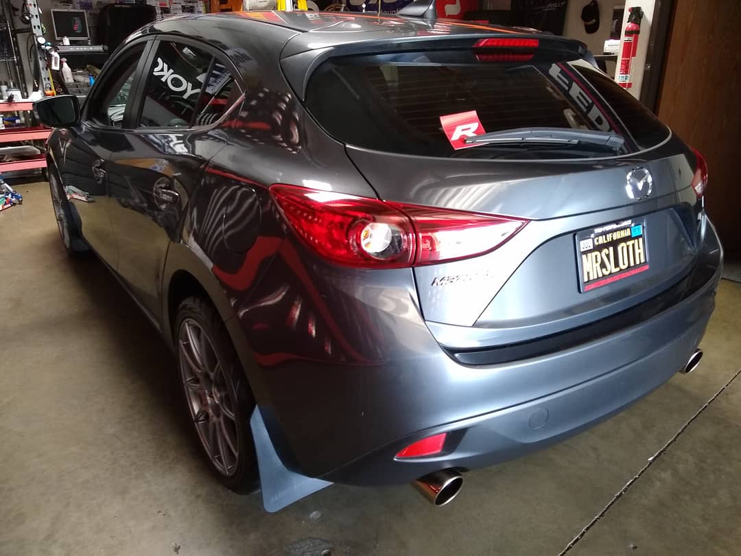 2016 Mazda Mazda3 photo