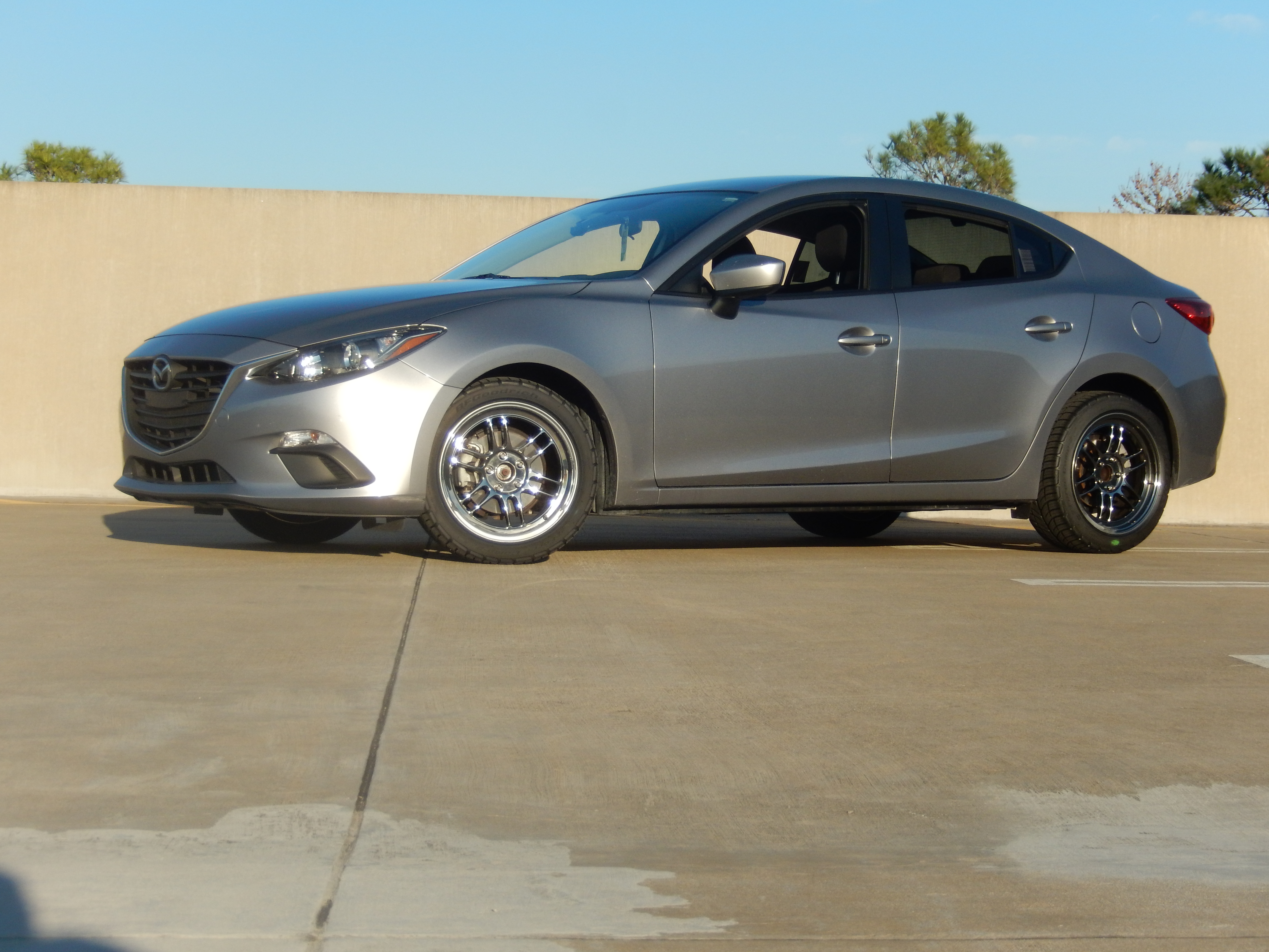 2014 Mazda Mazda3 photo