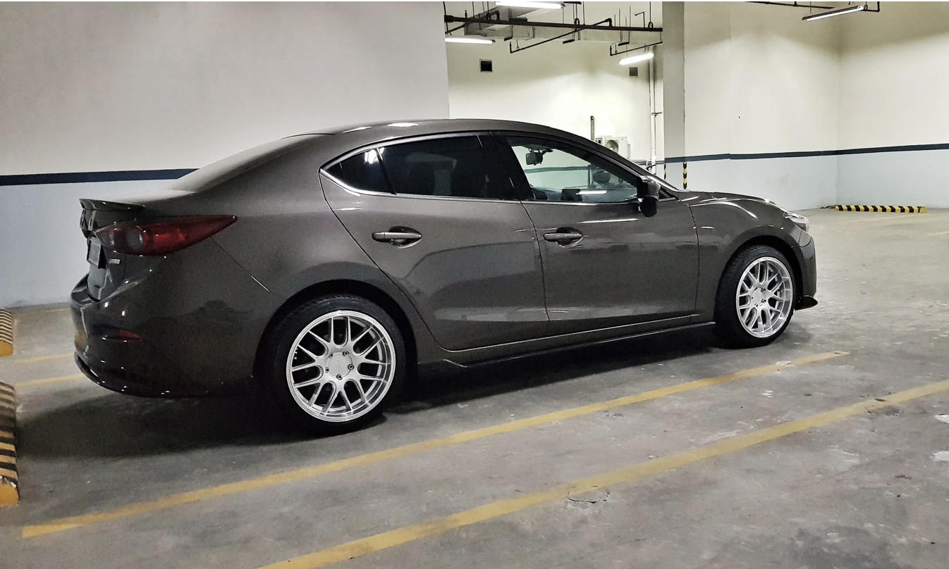 2014 Mazda Mazda3 photo