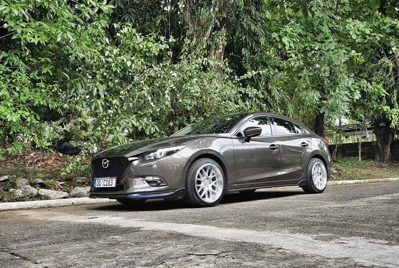 2014 Mazda Mazda3 photo