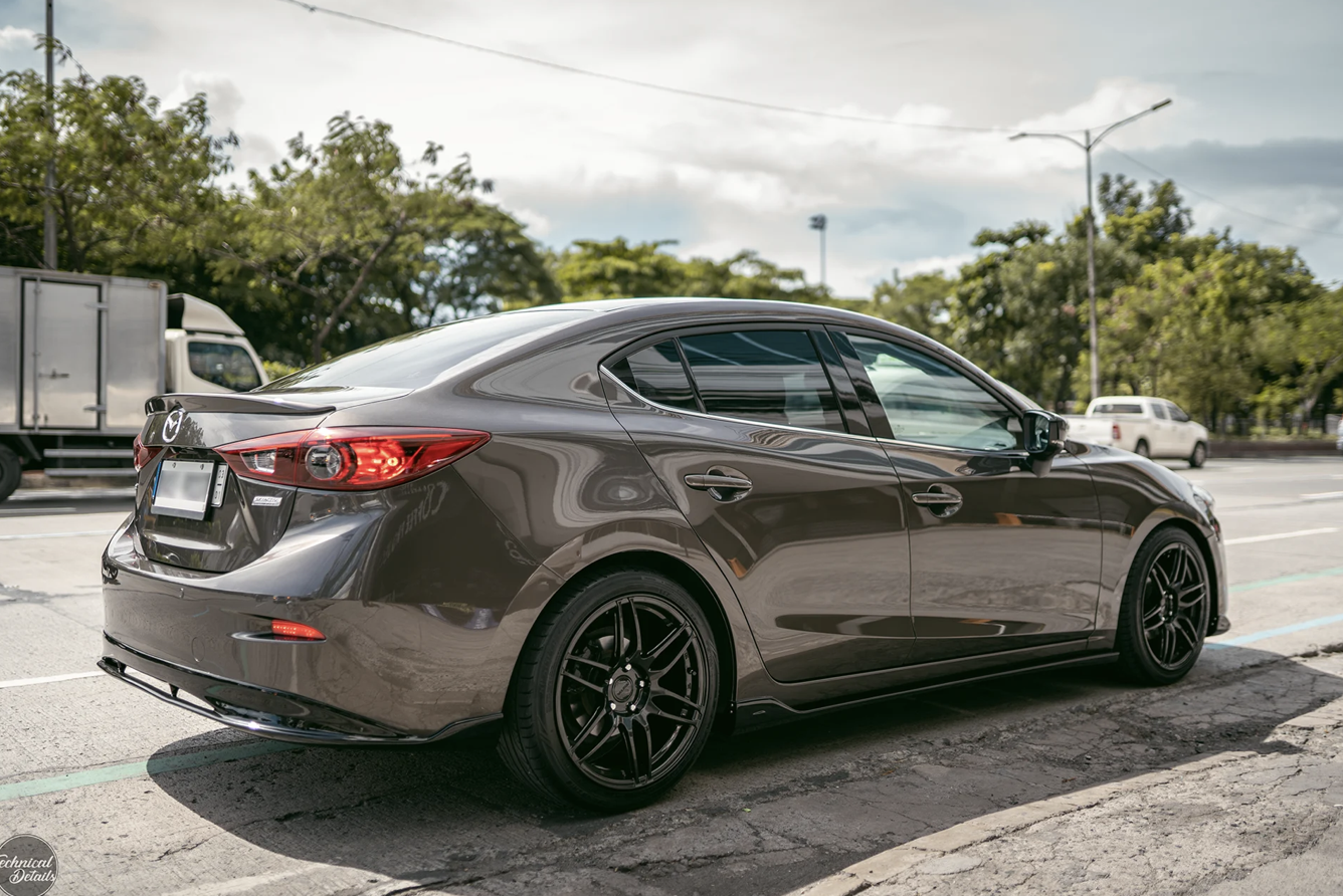 2014 Mazda Mazda3 photo