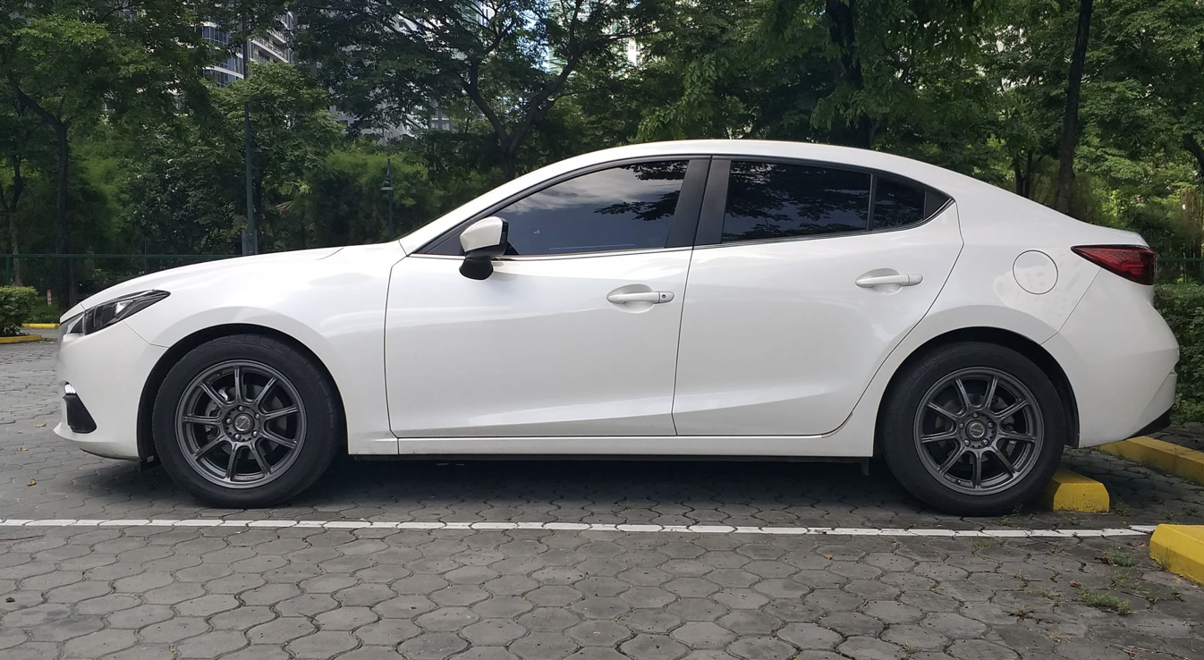 2014 Mazda Mazda3 photo
