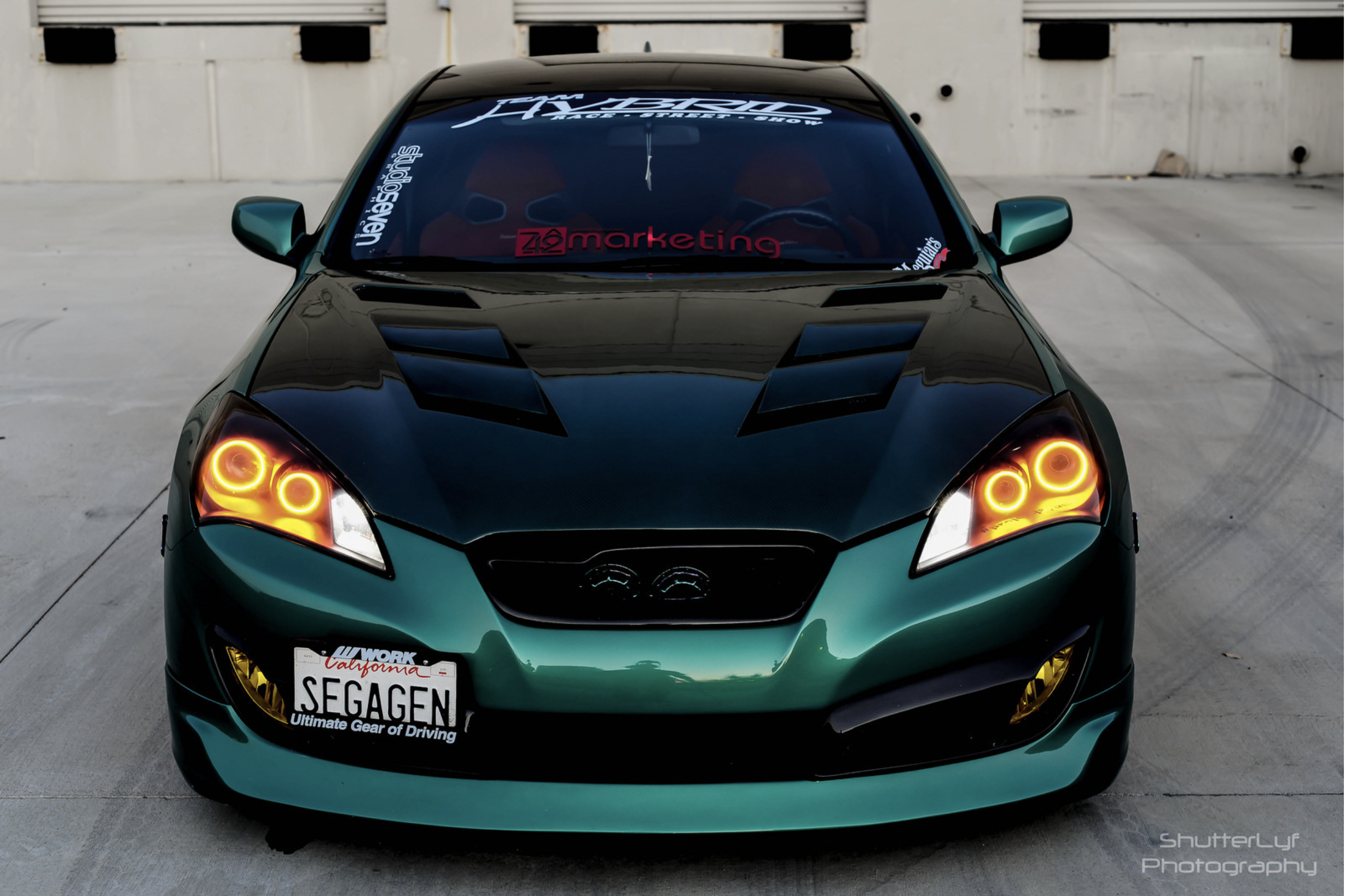 2010 Hyundai Genesis Coupe photo