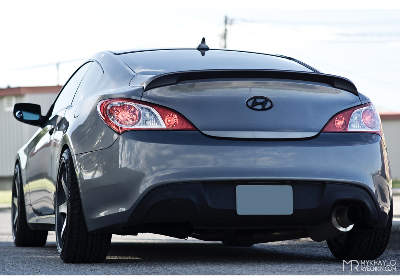 2010 Hyundai Genesis Coupe photo