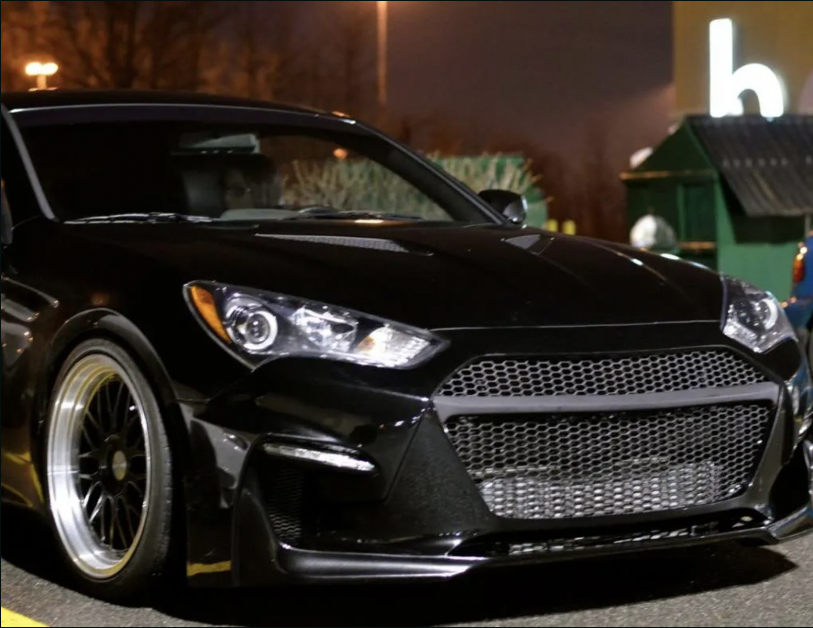 2010 Hyundai Genesis Coupe photo