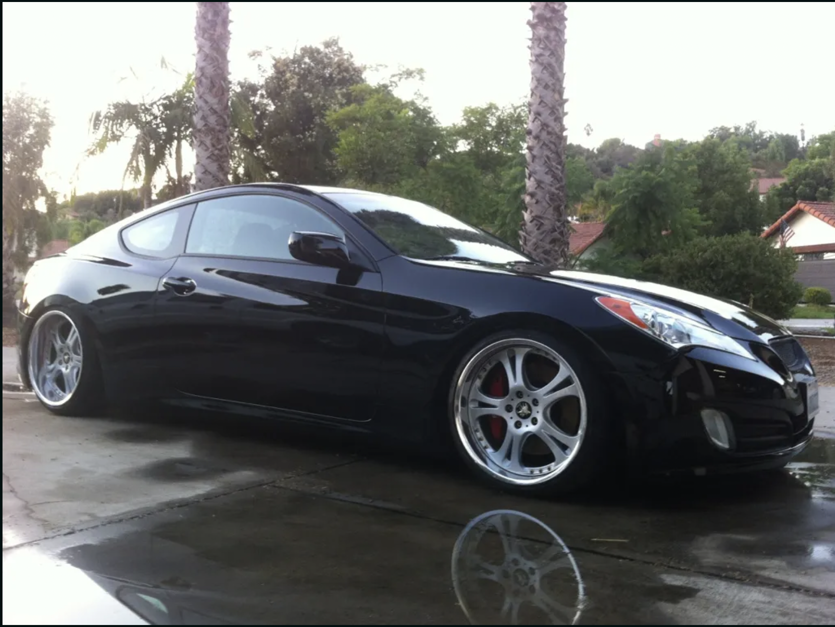 2010 Hyundai Genesis Coupe photo