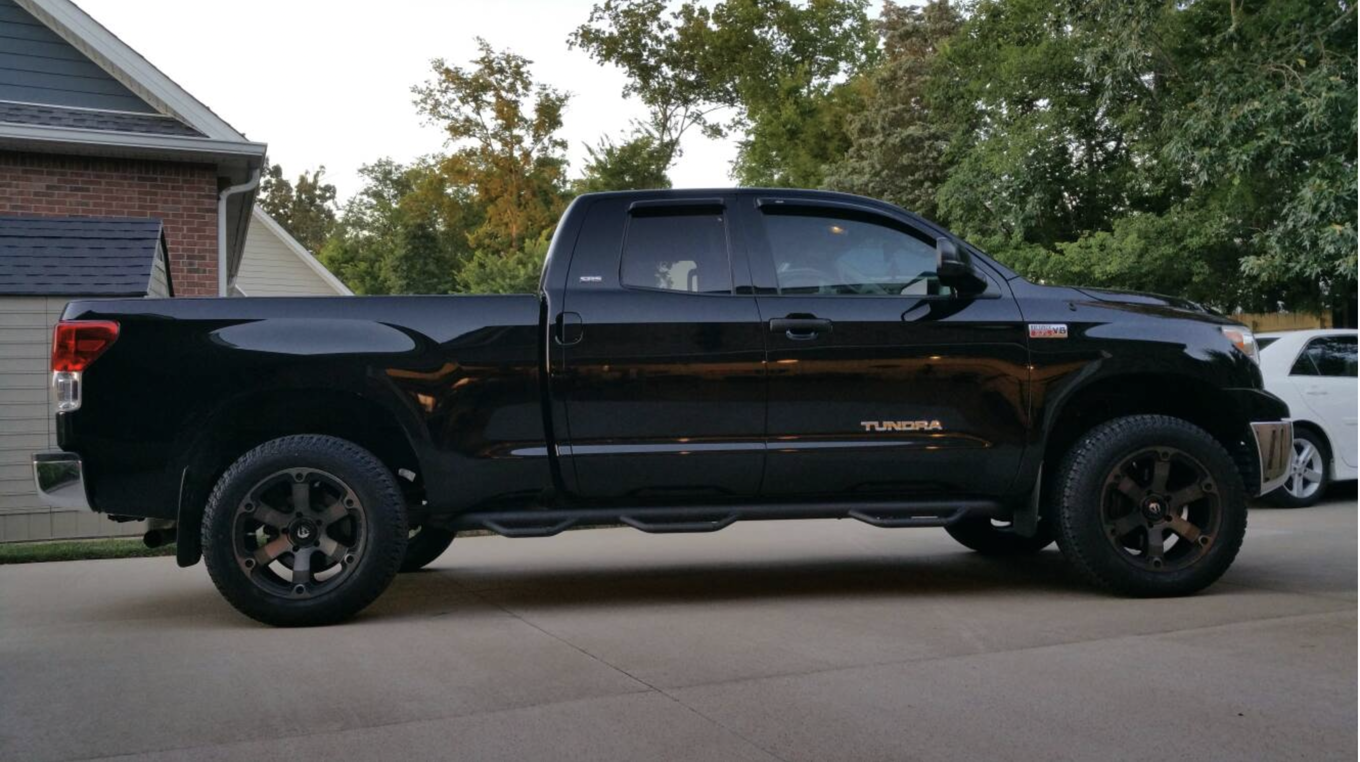 2015 Toyota Tundra photo