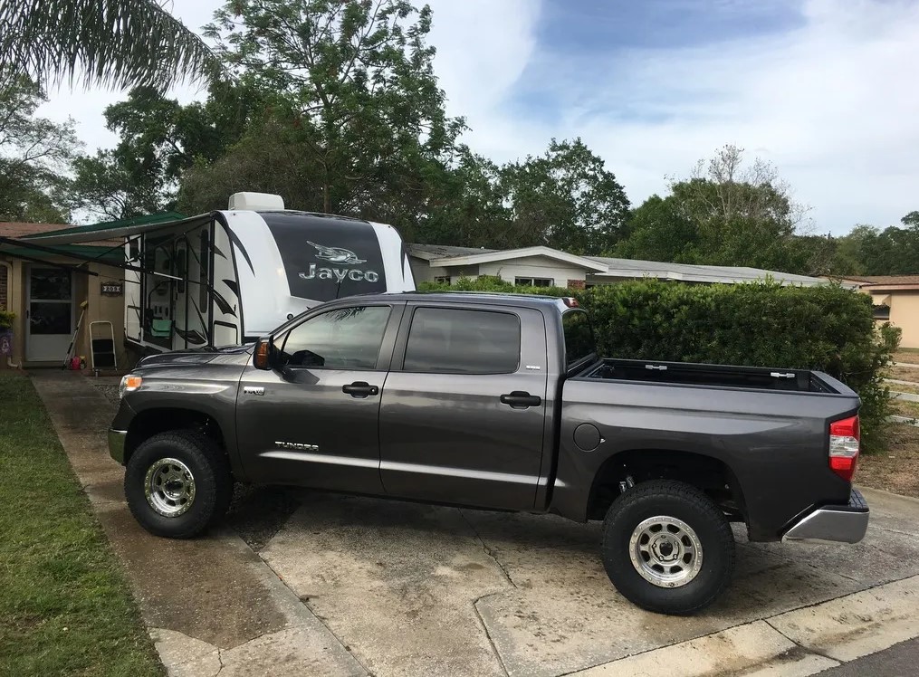 2016 Toyota Tundra photo