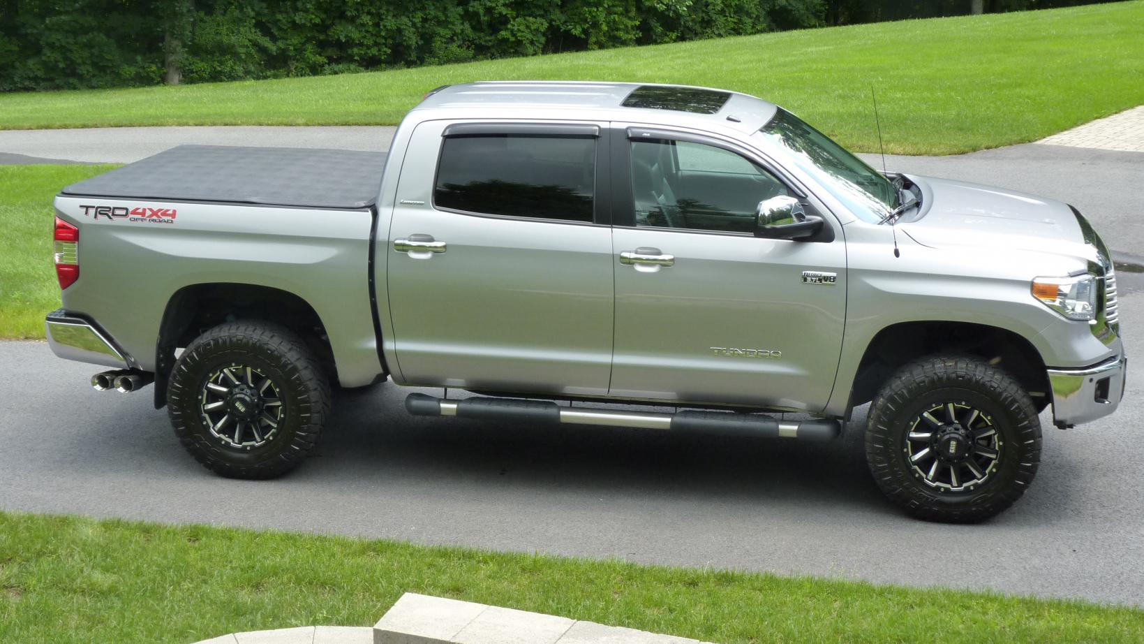 2014 Toyota Tundra photo