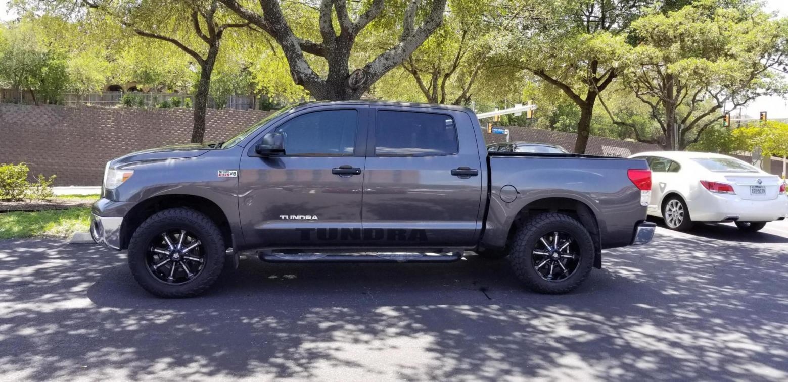 2013 Toyota Tundra photo