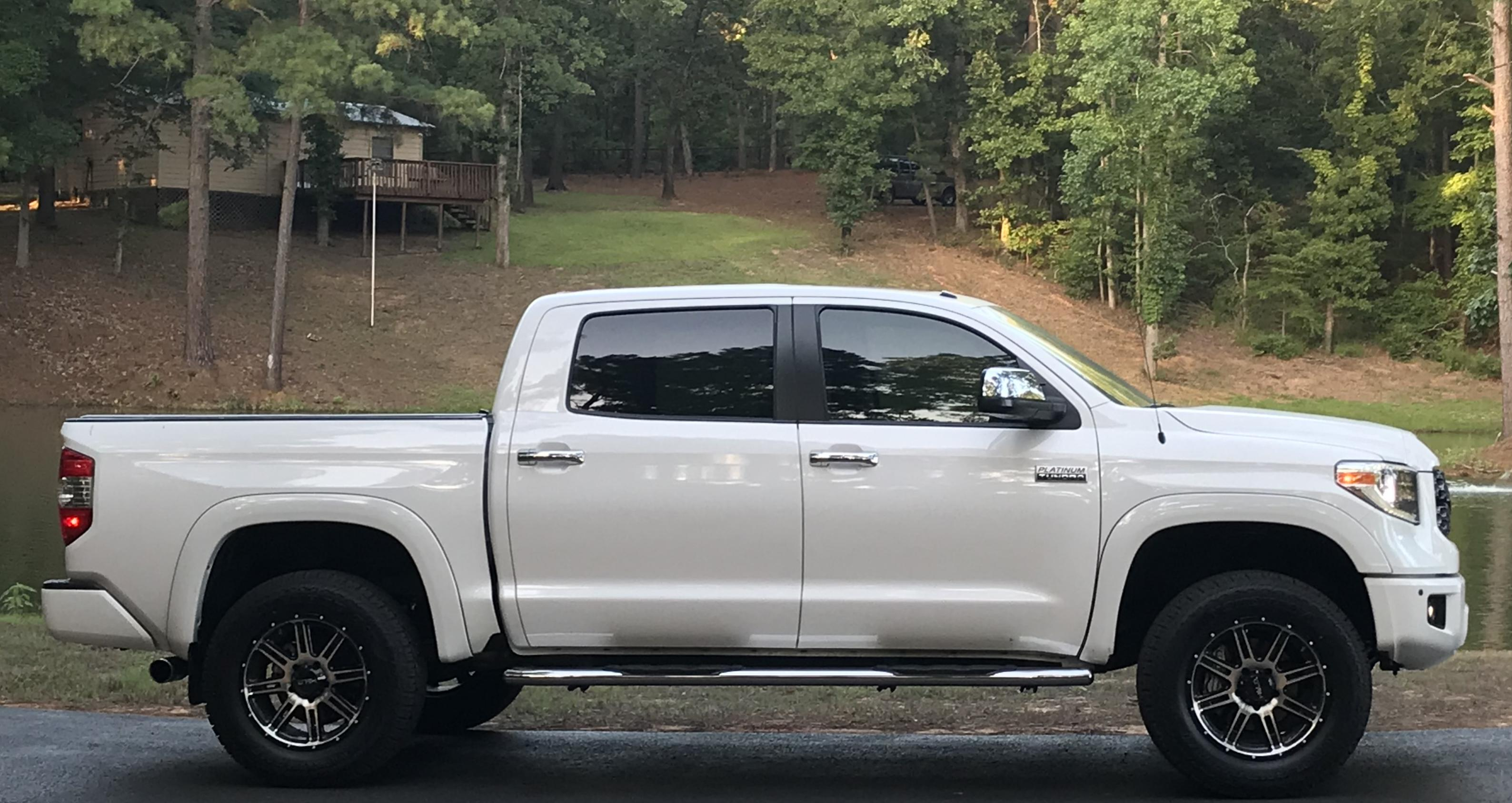 2018 Toyota Tundra photo