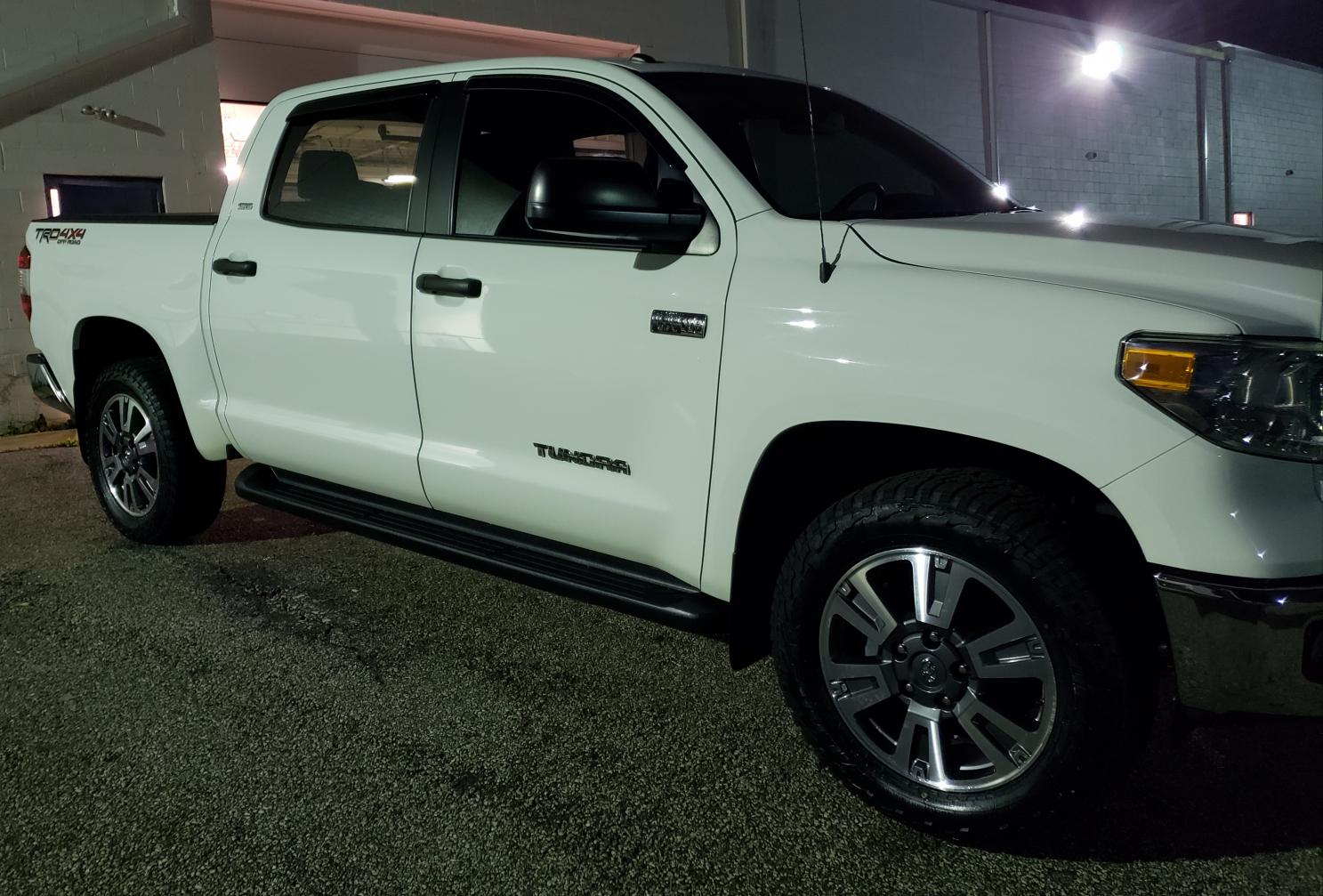 2014 Toyota Tundra photo