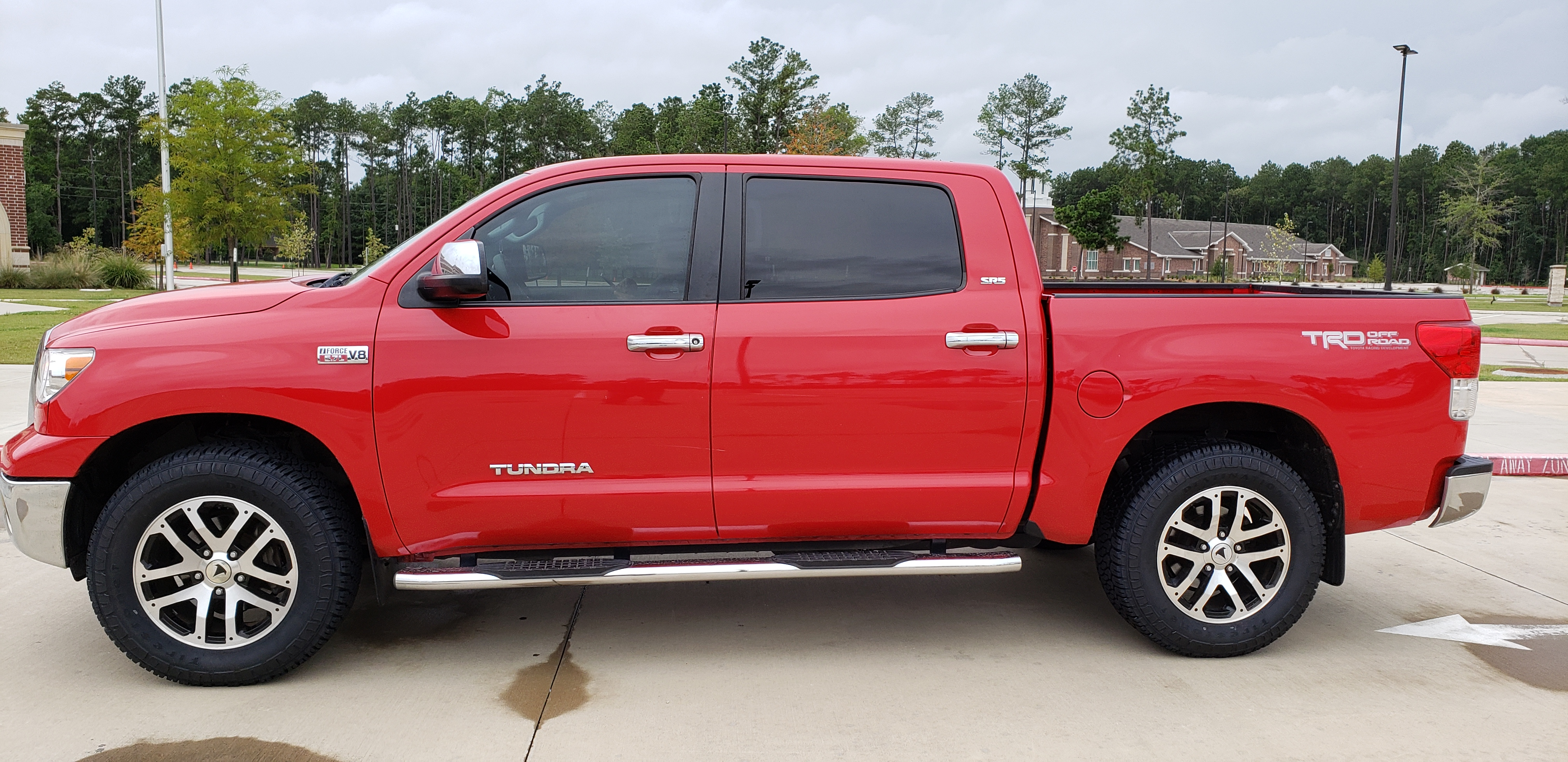 2010 Toyota Tundra photo
