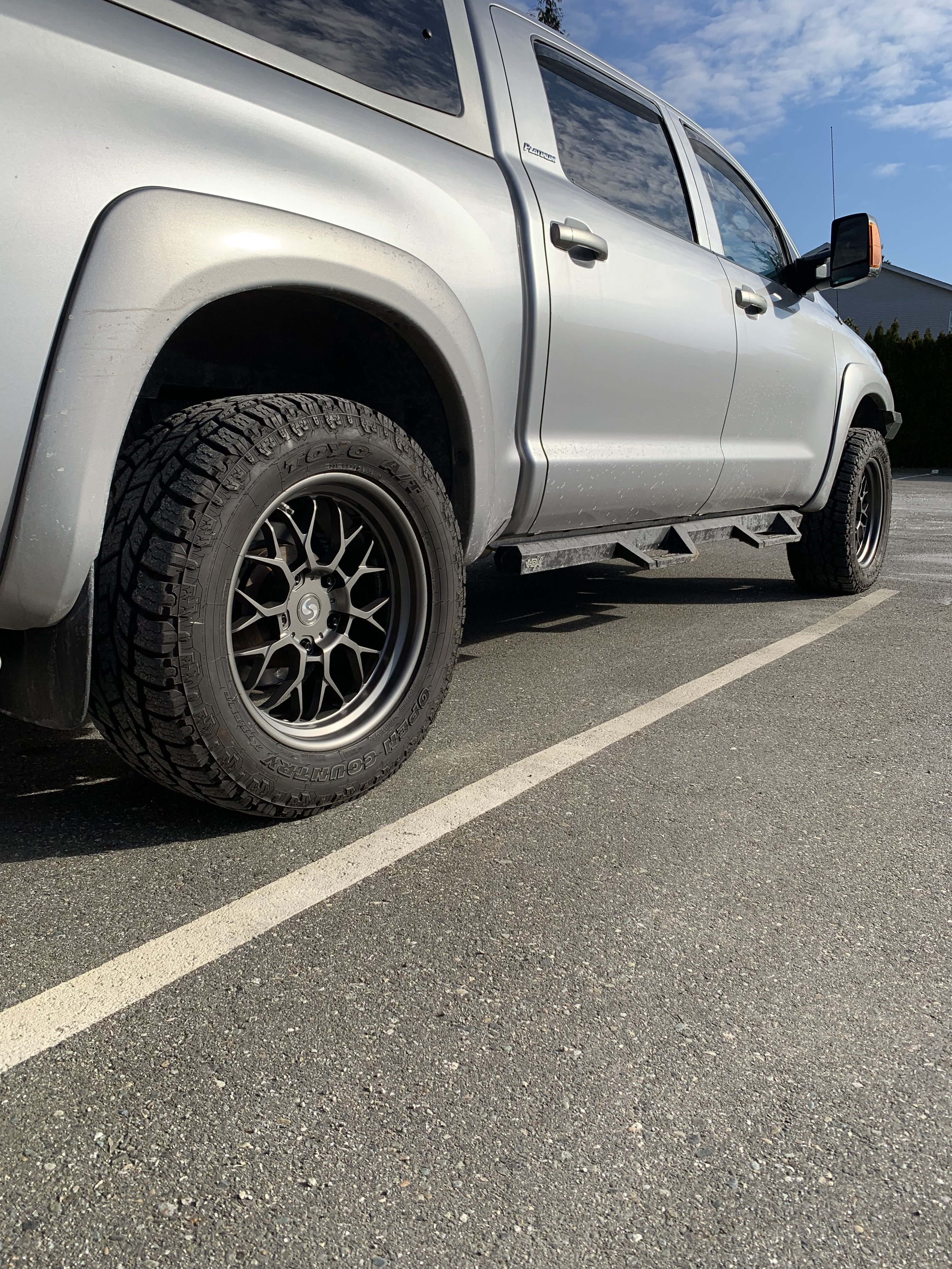 2010 Toyota Tundra photo