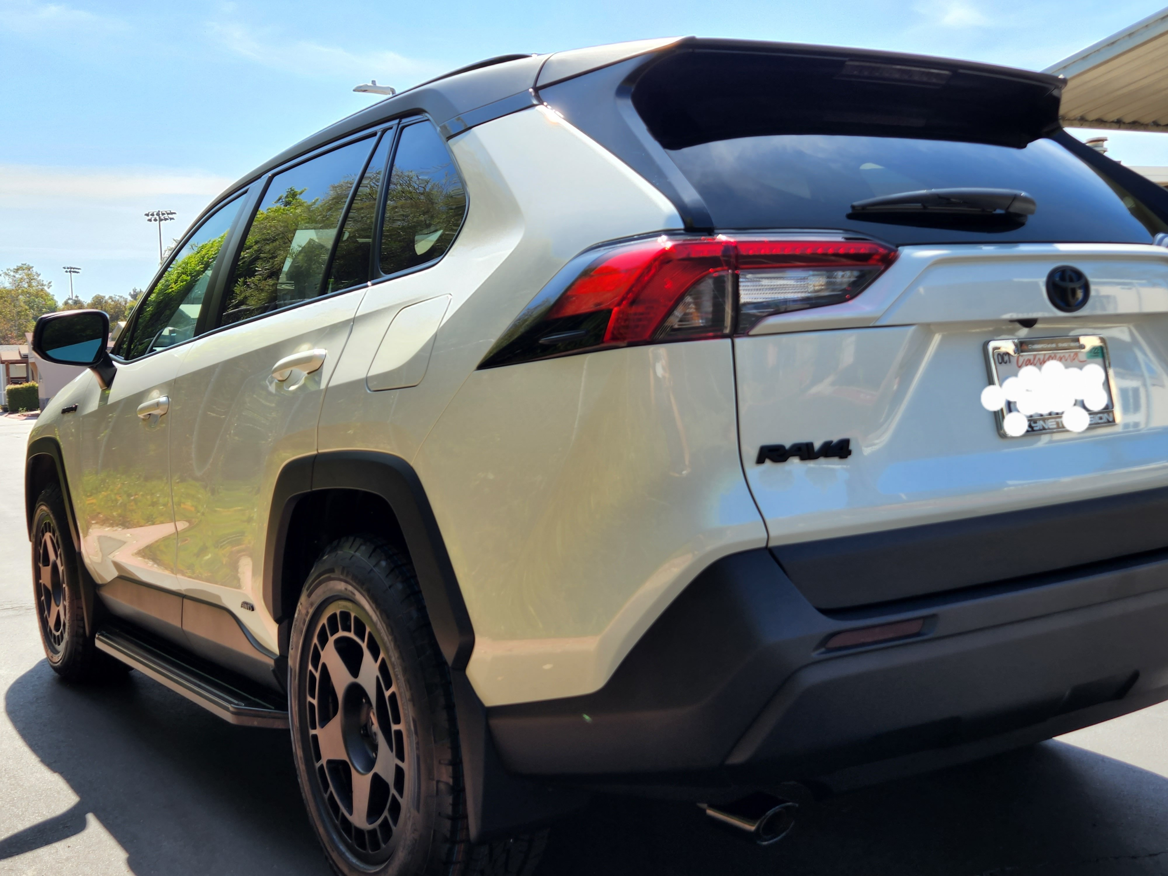 2020 Toyota RAV4 photo