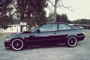 BMW  318