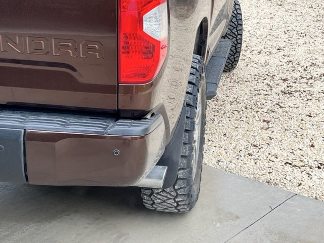 2017 Toyota Tundra photo