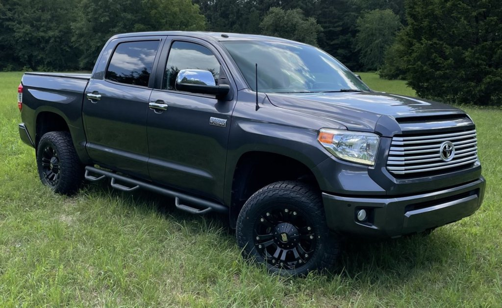 2017 Toyota Tundra photo