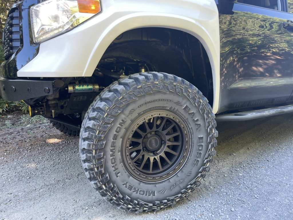 2017 Toyota Tundra photo