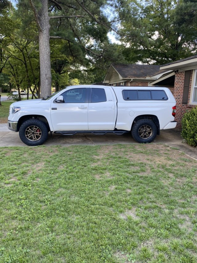2017 Toyota Tundra photo