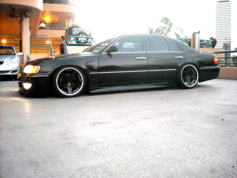 2000 Infiniti Q45 photo