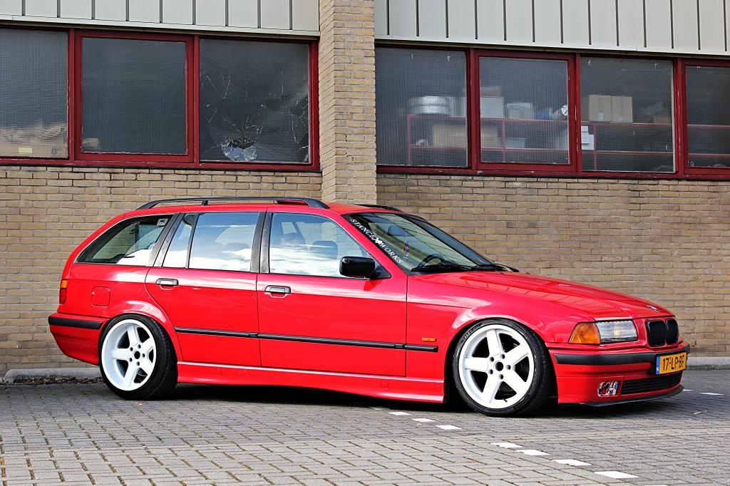 1997 BMW  318 photo