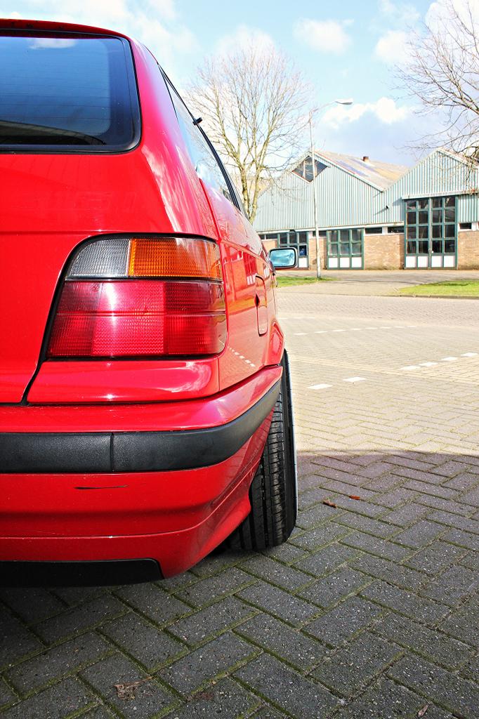1997 BMW  318 photo