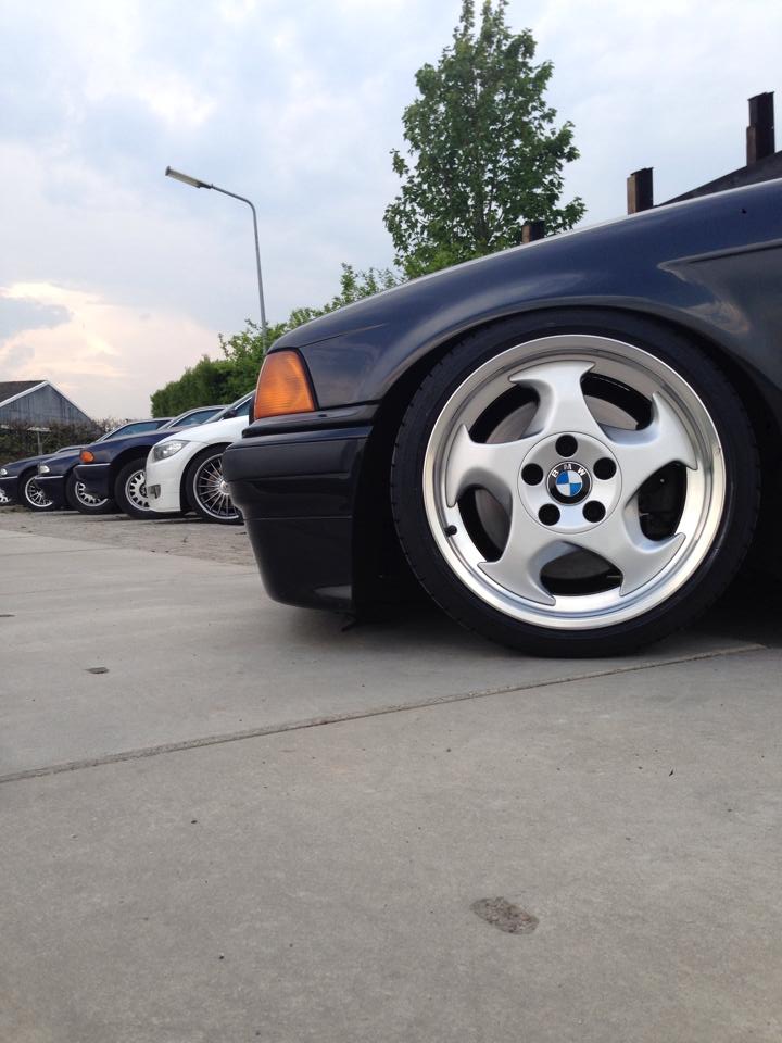 1997 BMW  318 photo