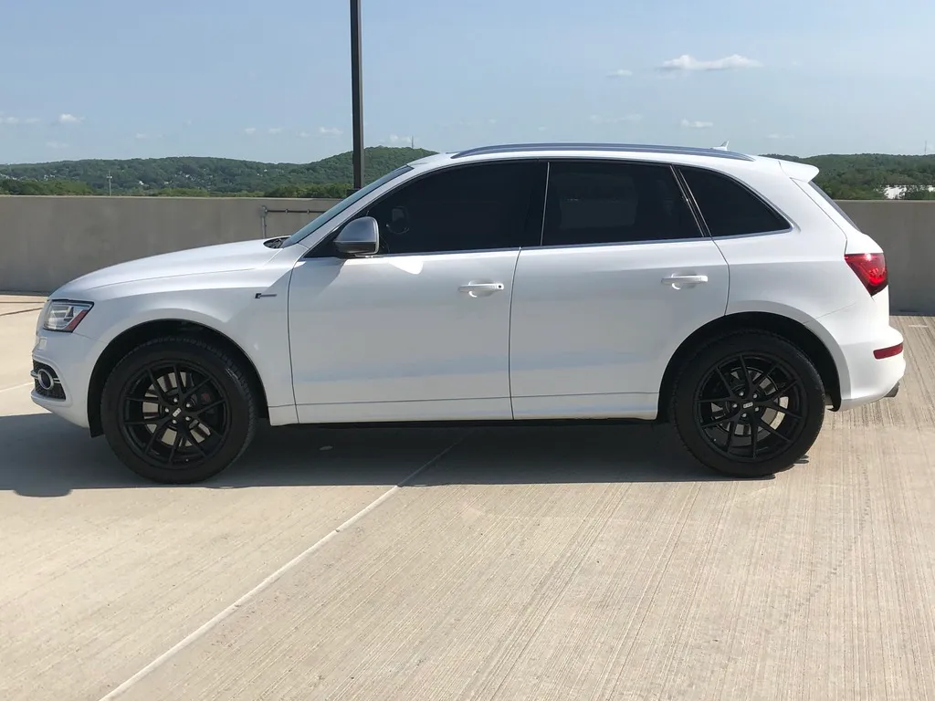 2017 Audi SQ5 photo