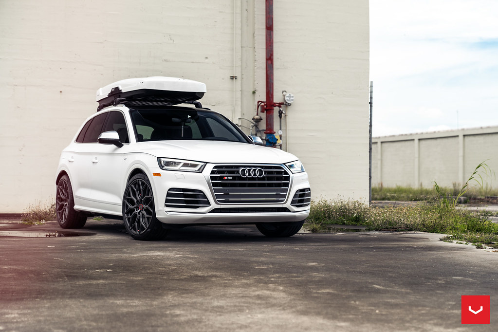2018 Audi SQ5 photo
