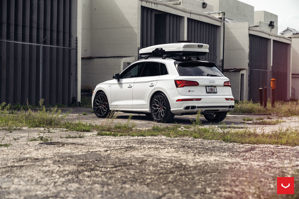 2018 Audi SQ5 photo