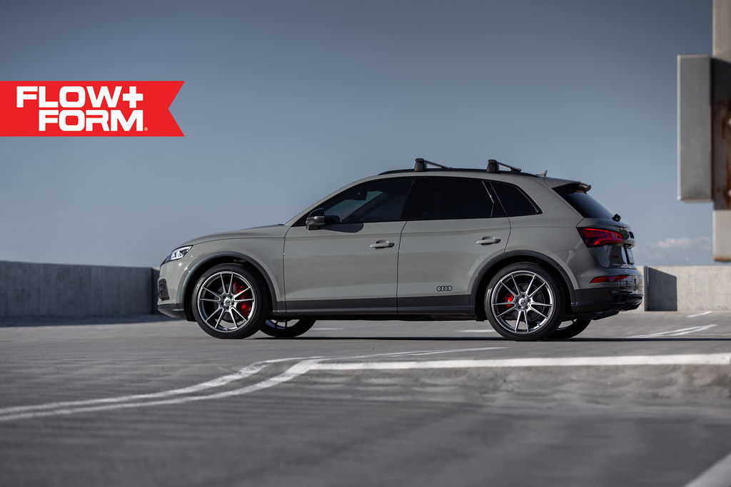 2017 Audi SQ5 photo