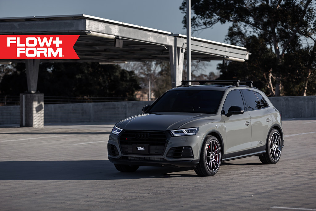 2017 Audi SQ5 photo