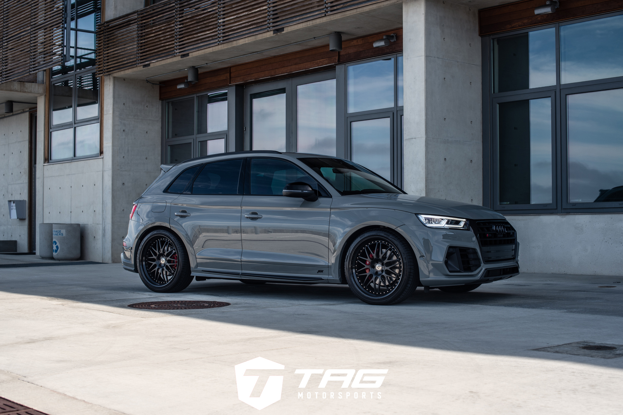 2017 Audi SQ5 photo