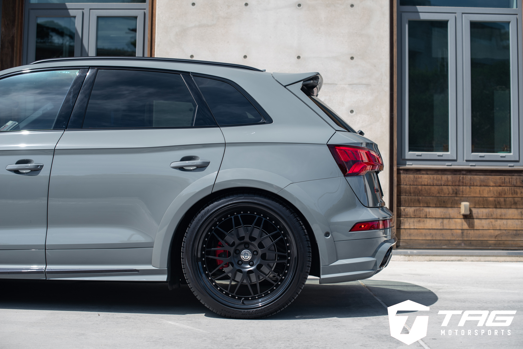 2017 Audi SQ5 photo