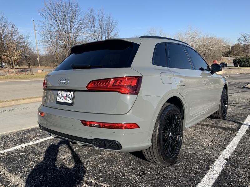 2018 Audi SQ5 photo