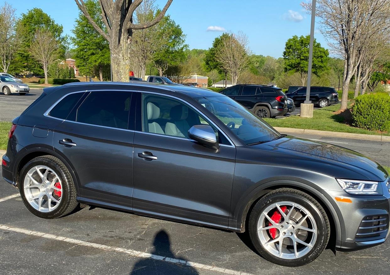 2016 Audi SQ5 photo
