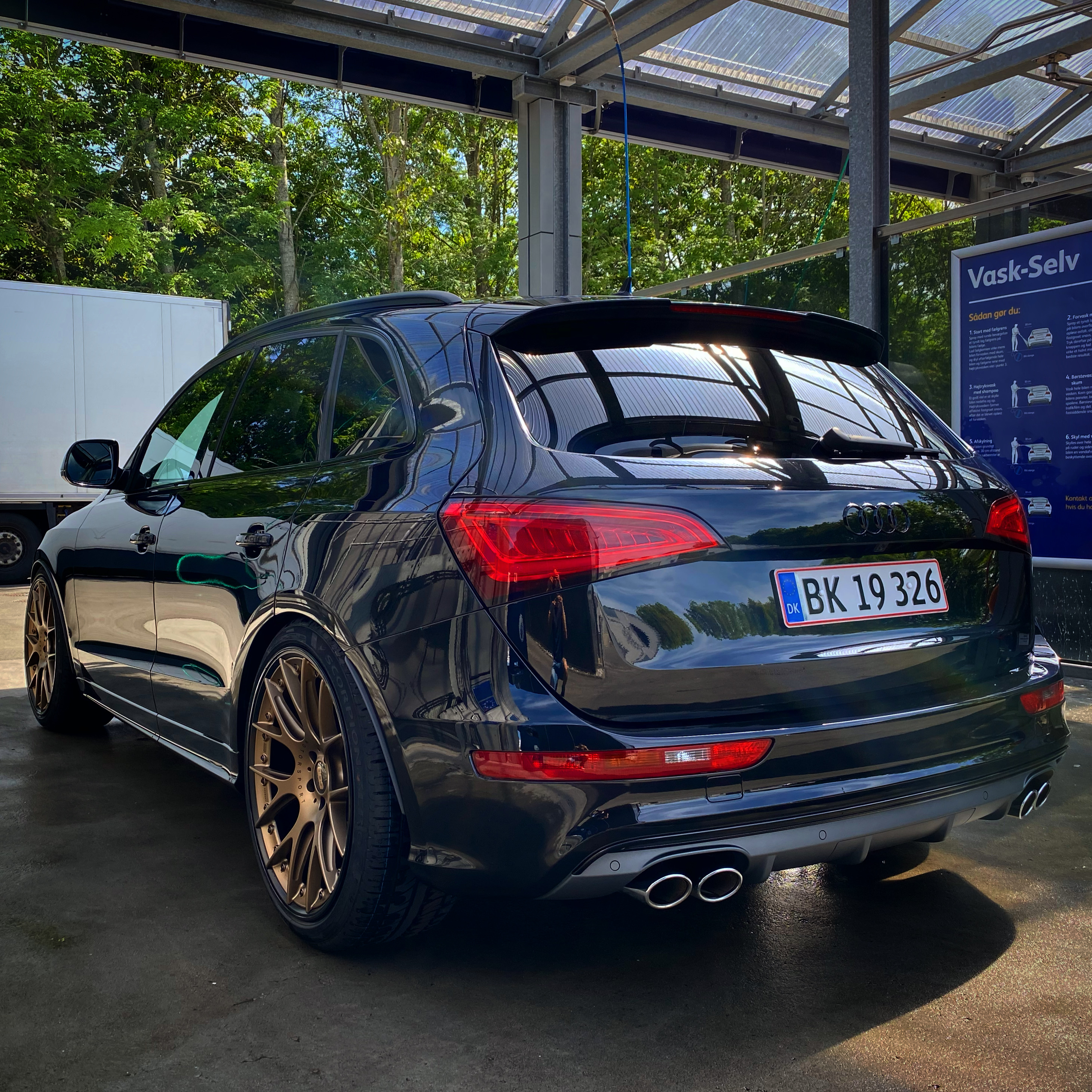 2017 Audi SQ5 photo