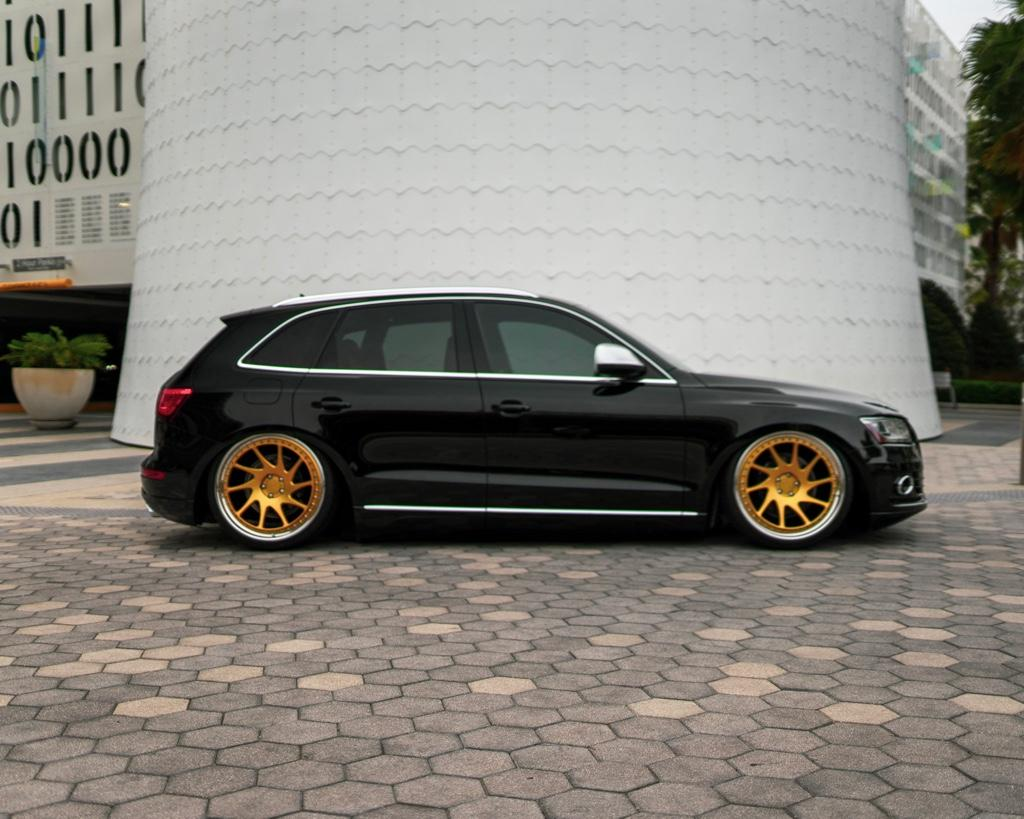 2018 Audi SQ5 photo