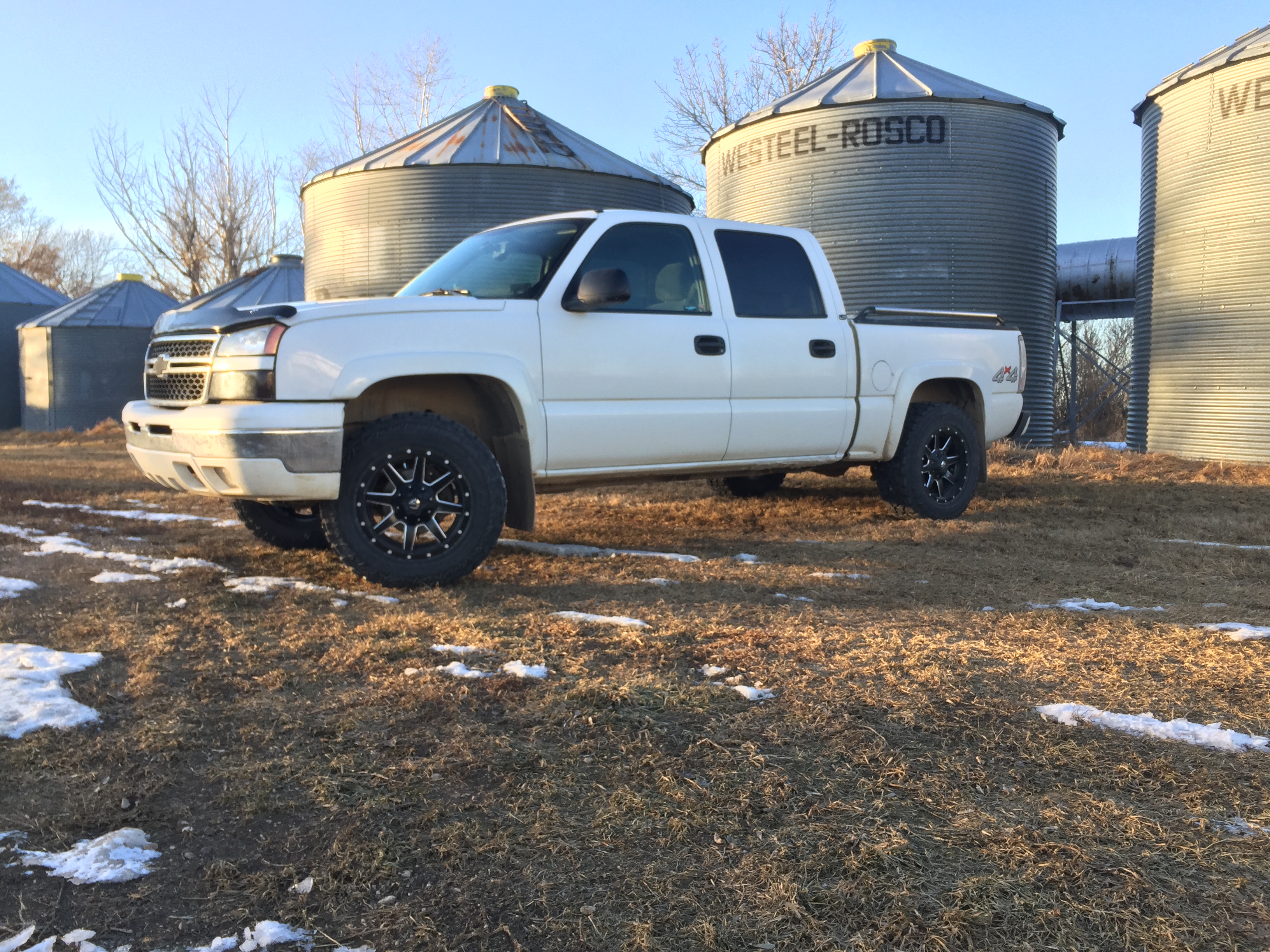 2004 Chevrolet Silverado 1500 photo