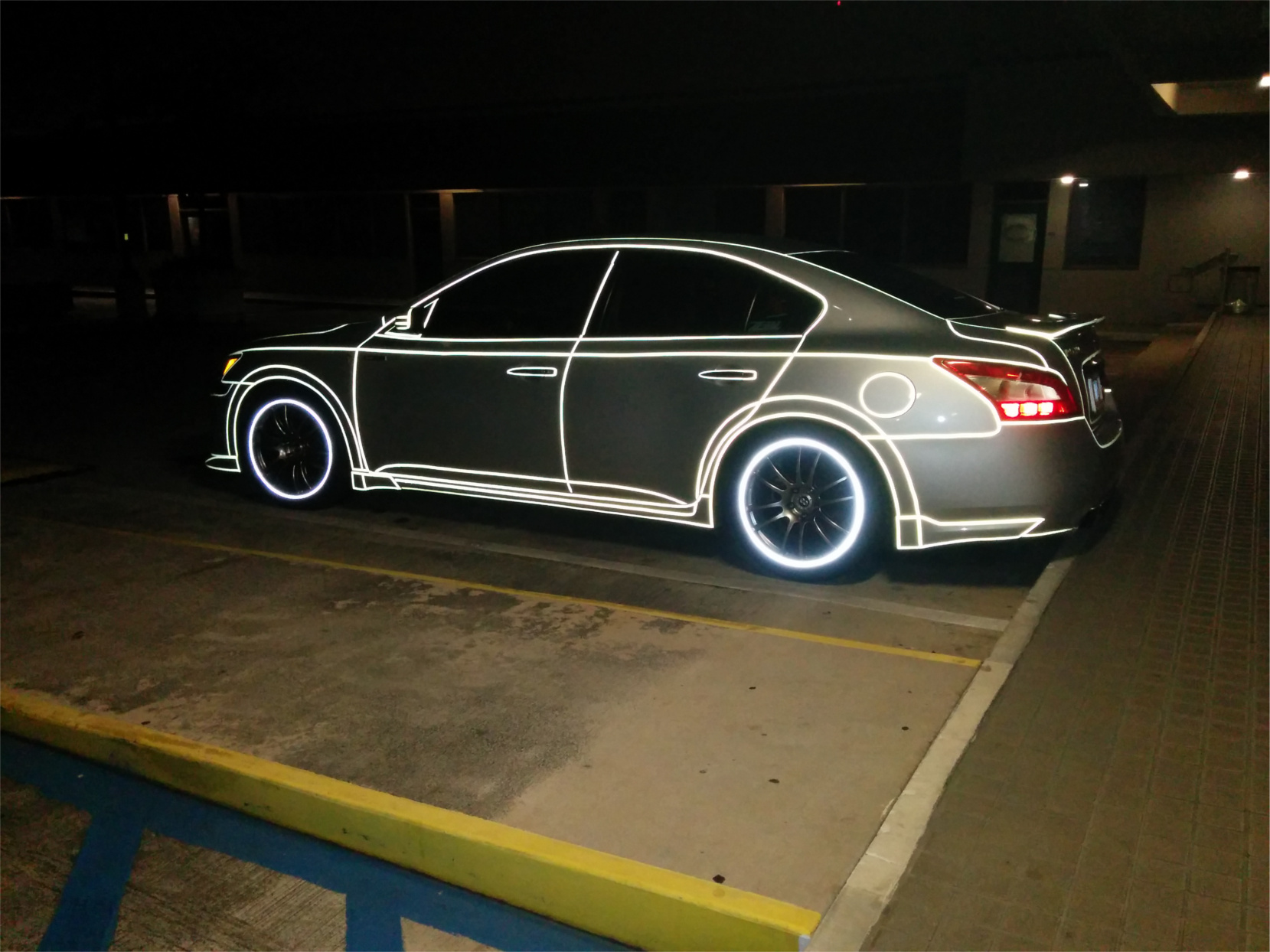 2010 Nissan Maxima photo