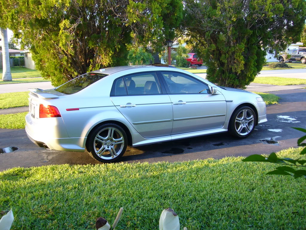 2005 Acura TL photo