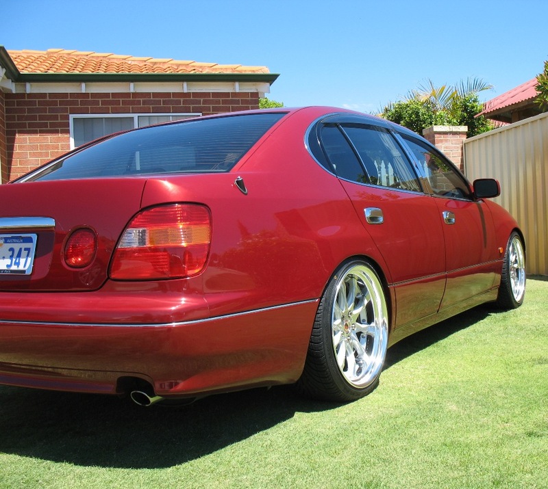 1999 Lexus GS 400 photo