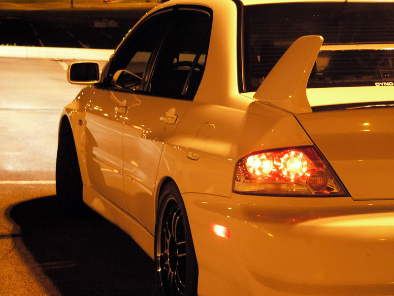 2006 Mitsubishi Lancer Evolution photo