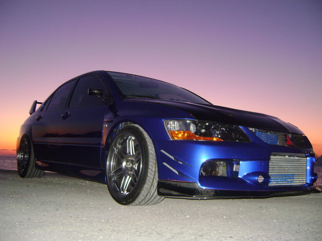 2003 Mitsubishi Lancer Evolution photo