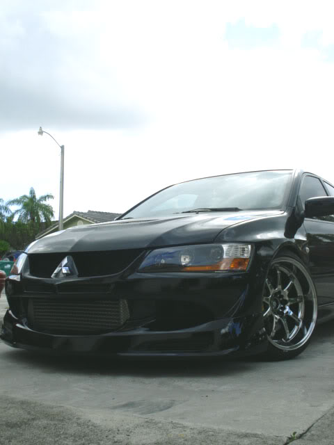 2003 Mitsubishi Lancer Evolution photo