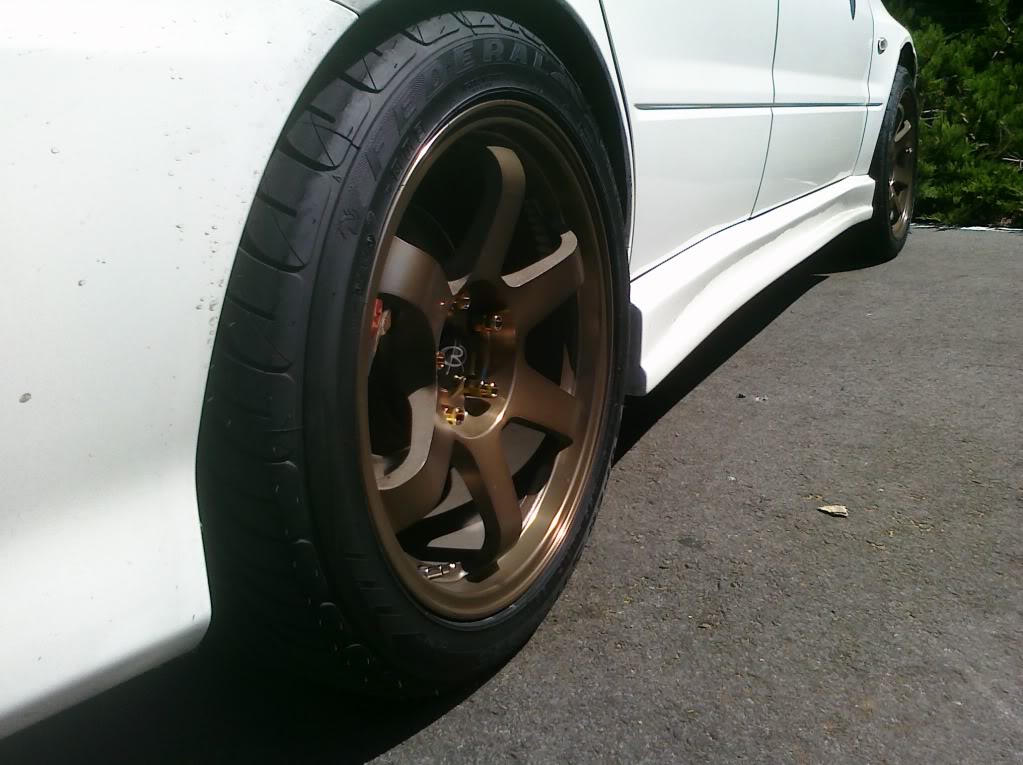 2003 Mitsubishi Lancer Evolution photo