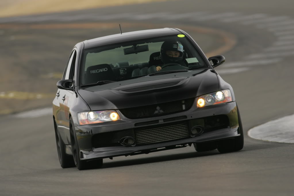 2008 Mitsubishi Lancer Evolution photo